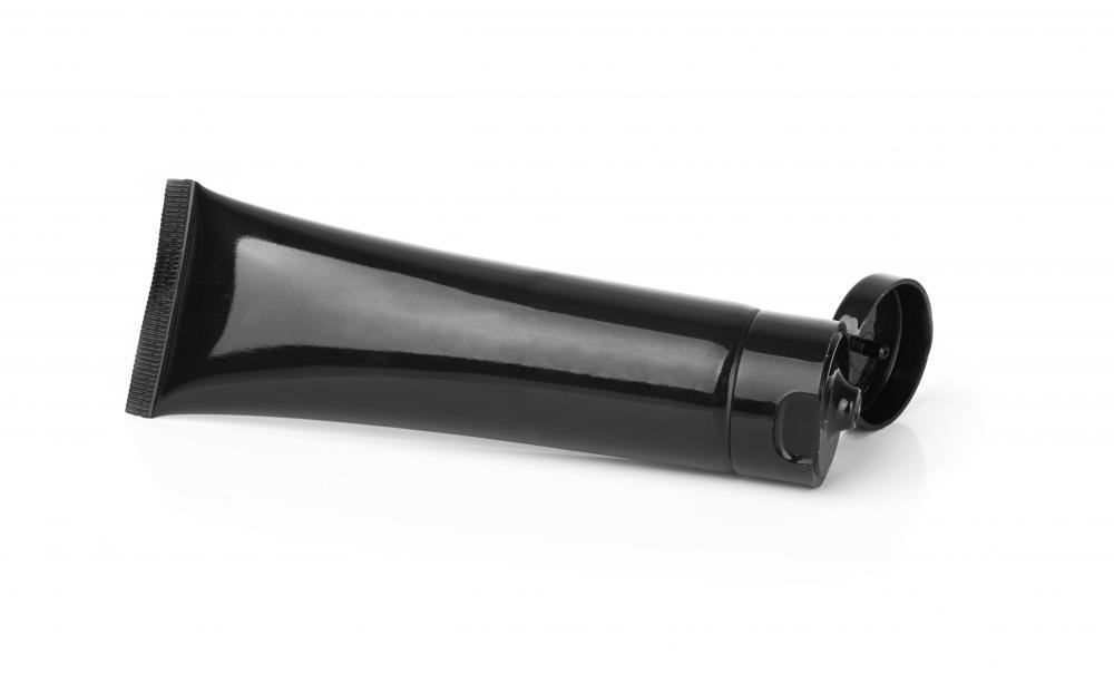 How to Use TKTX Black 75 Numbing Cream